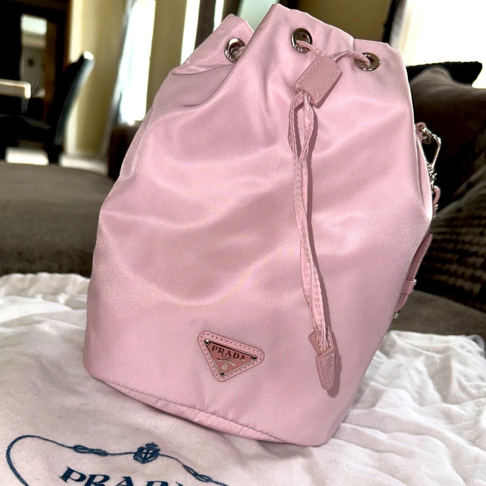 Re-Nylon pouch